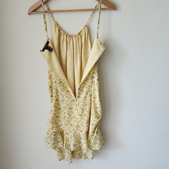 Forever 21 Yellow Ditsy Floral Mini Dress side ruching ruffle hem cami Sz S NWT - Picture 9 of 15